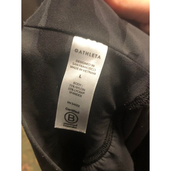 Athleta Salutation Cruise Camo Black Jogger Pants, size L - Picture 5 of 5